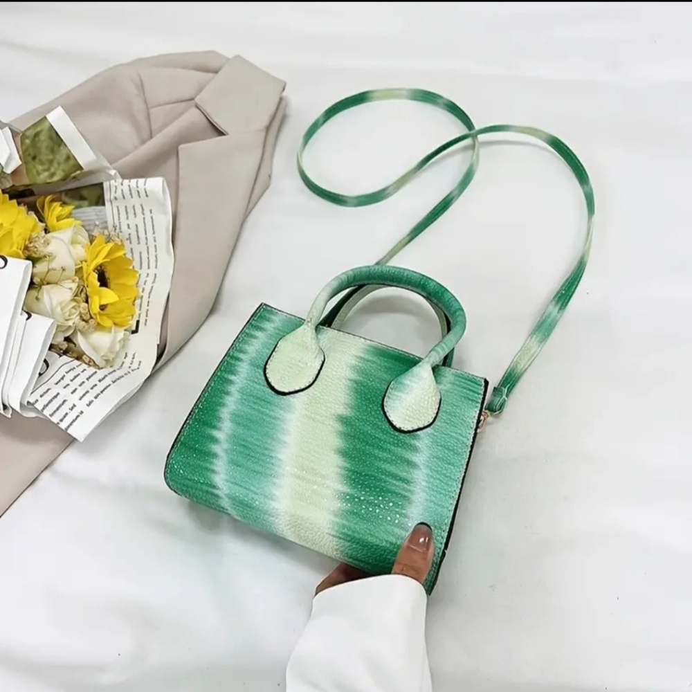 Faux Leather Fashion Crossbody Shoulder Handbag in a Stunning Color Design!! - Picture 10 of 11